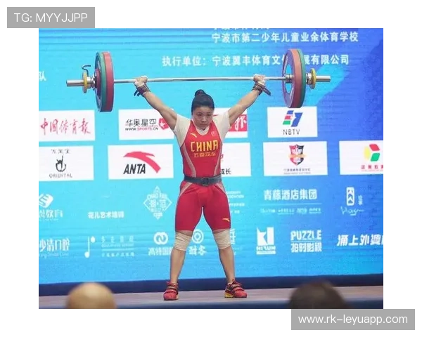 举重队员在力量测试中大部分达标